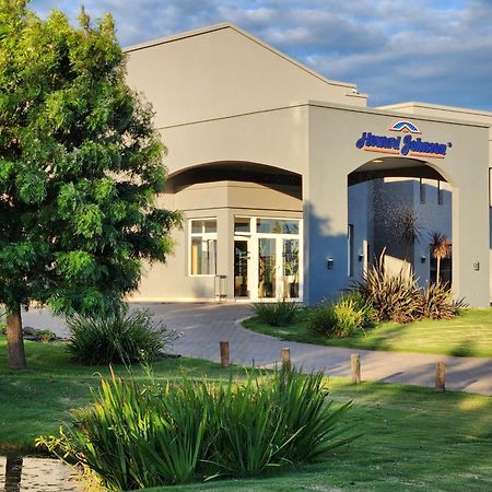 Howard Johnson Hotel & Resort Funes Exteriör bild